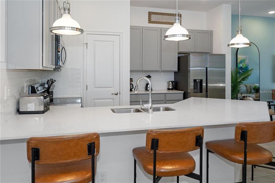 Furnished interior view inside a new home in , Orlando (Image 15).