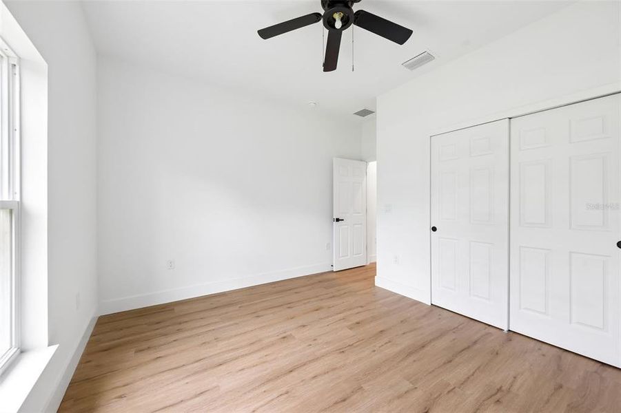 Spacious, unfurnished interior of a new home in , Ocklawaha (Image 24).