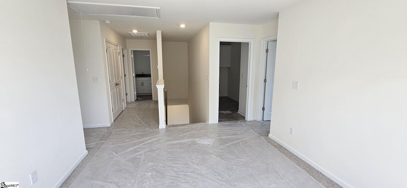 Spacious, unfurnished interior of a new home in Sedona, Greenville (Image 15). Spacious, unfurnished interior of a new home in Sedona, Greenville (Image 15).
