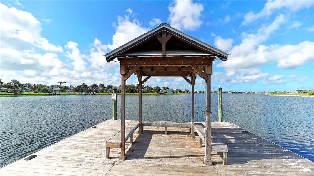 Community amenities in Marisol Pointe at MiraBay, Apollo Beach (Image 21).