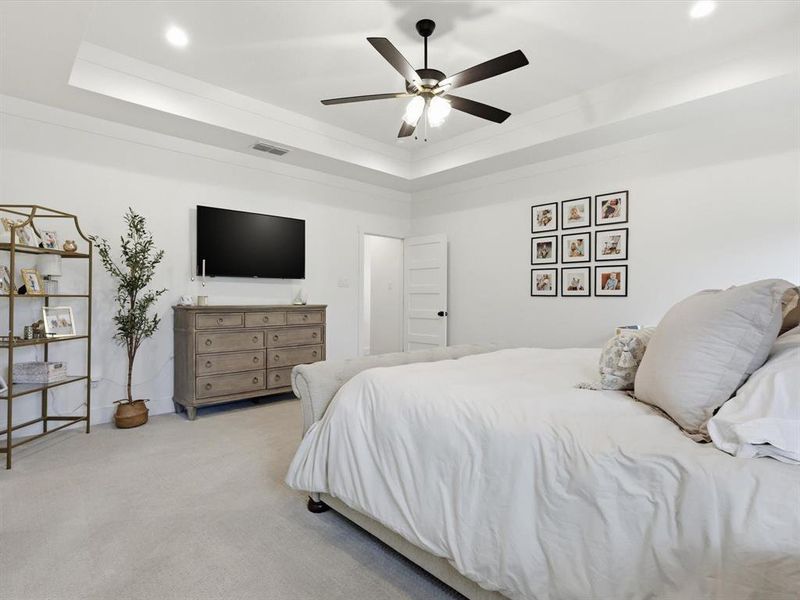 Furnished interior view inside a new home in , Weatherford (Image 28).