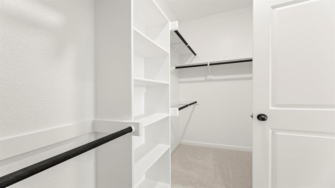 24. 2516 Yo Ranch - Closet 24. 2516 Yo Ranch - Closet