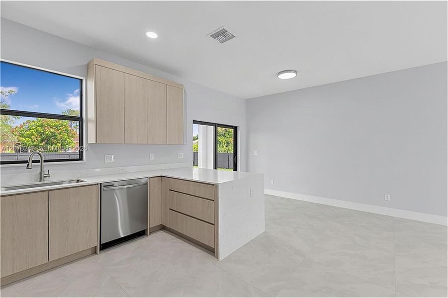 Furnished interior view inside a new home in , Lehigh Acres (Image 9).