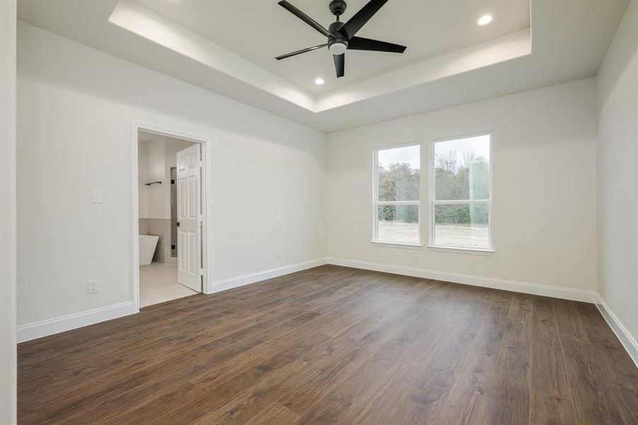 Spacious, unfurnished interior of a new home in , Terrell (Image 26).