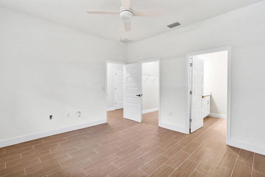 Spacious, unfurnished interior of a new home in , Vero Beach (Image 12). Spacious, unfurnished interior of a new home in , Vero Beach (Image 12).