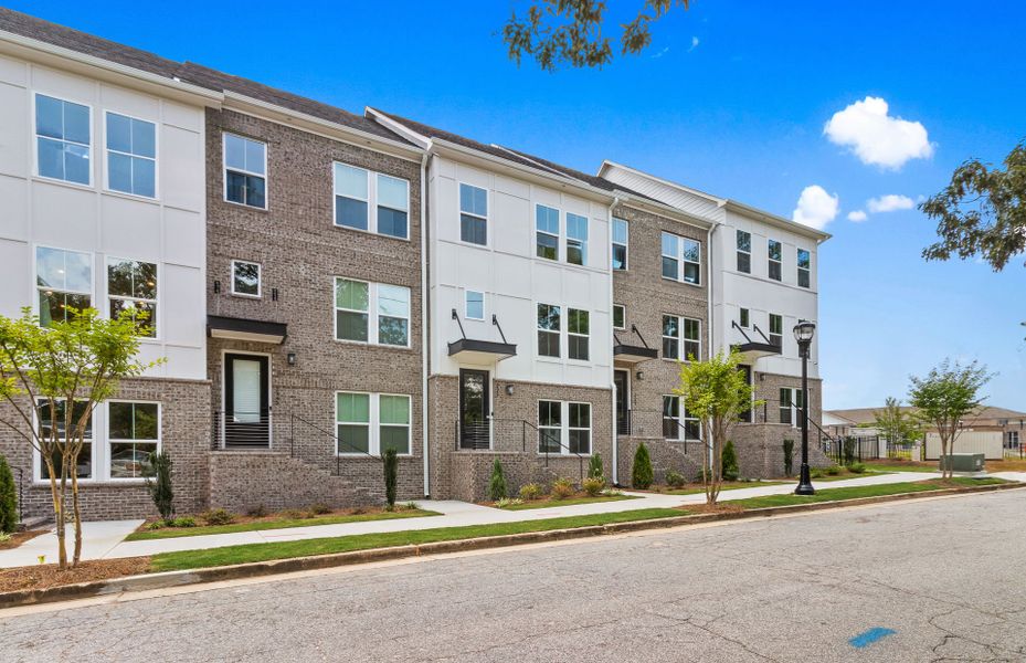 Image 40 representing the Teravista 3-Story by Pulte Homes in 1871 Hollywood, Atlanta, GA.