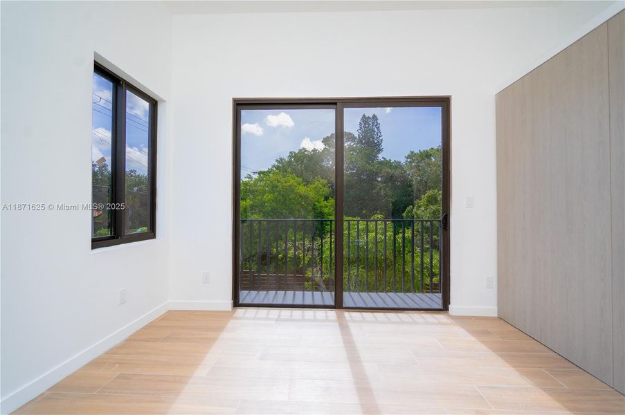 Image 38 of a home in .