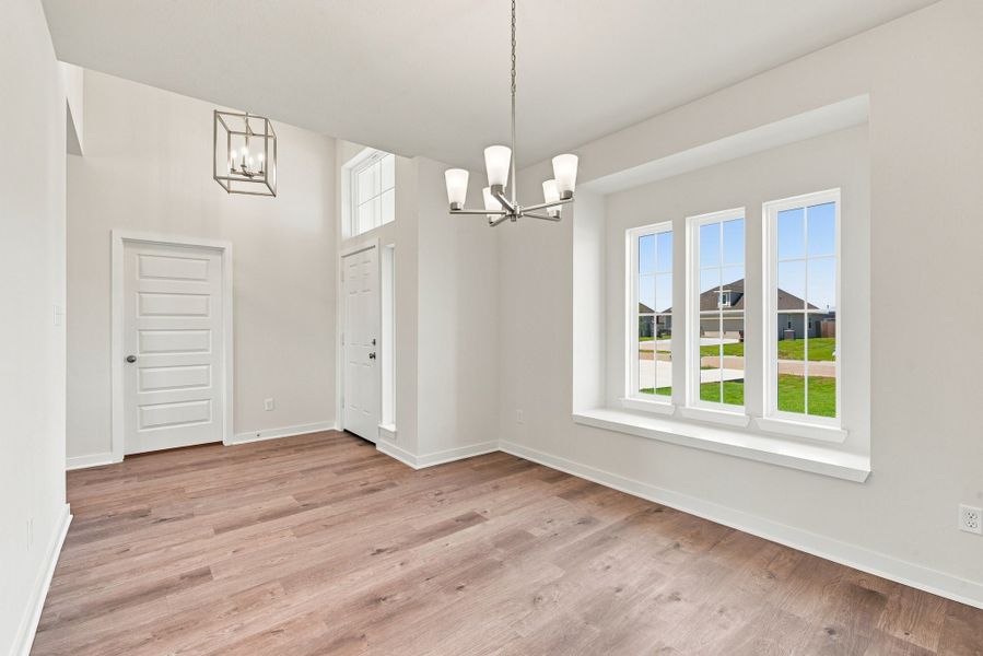 Spacious, unfurnished interior of a new home in Grand Lake, Snook (Image 7).
