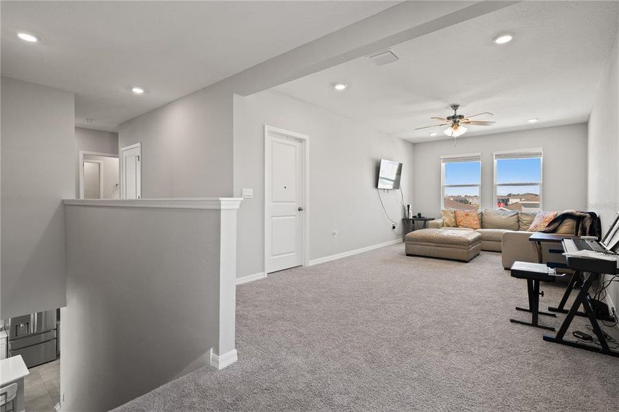 Furnished interior view inside a new home in , Wesley Chapel (Image 25).