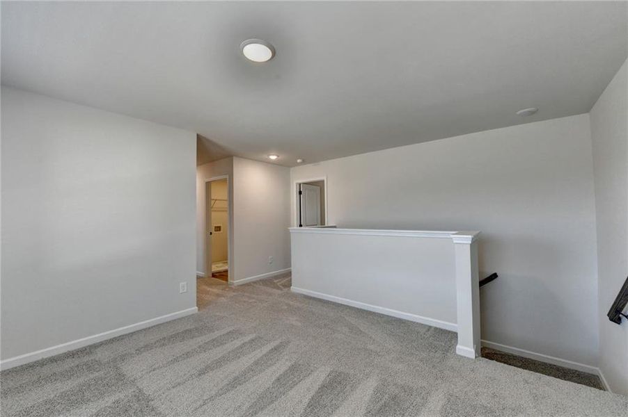 Spacious, unfurnished interior of a new home in , Auburn (Image 46).