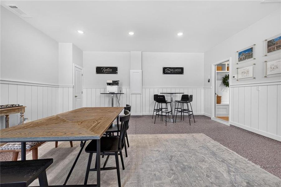 Furnished interior view inside a new home in , Jefferson (Image 45).