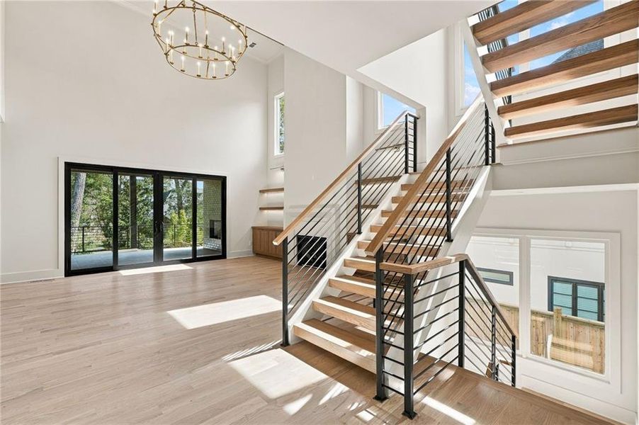 Spacious, unfurnished interior of a new home in , Alpharetta (Image 35).