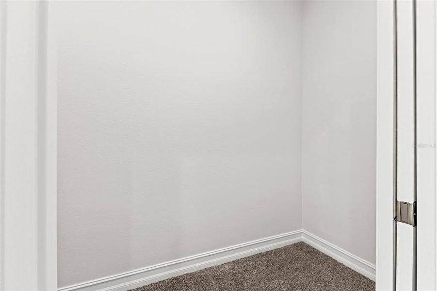 Spacious, unfurnished interior of a new home in Southern Hills Plantation, Brooksville (Image 42).