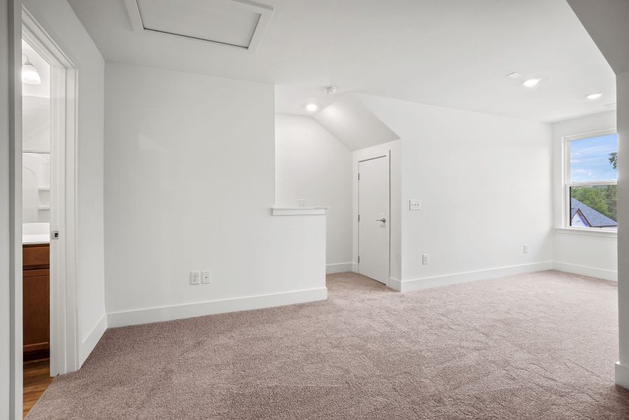Spacious, unfurnished interior of a new home in West End Heights, Charlotte (Image 18). Spacious, unfurnished interior of a new home in West End Heights, Charlotte (Image 18).