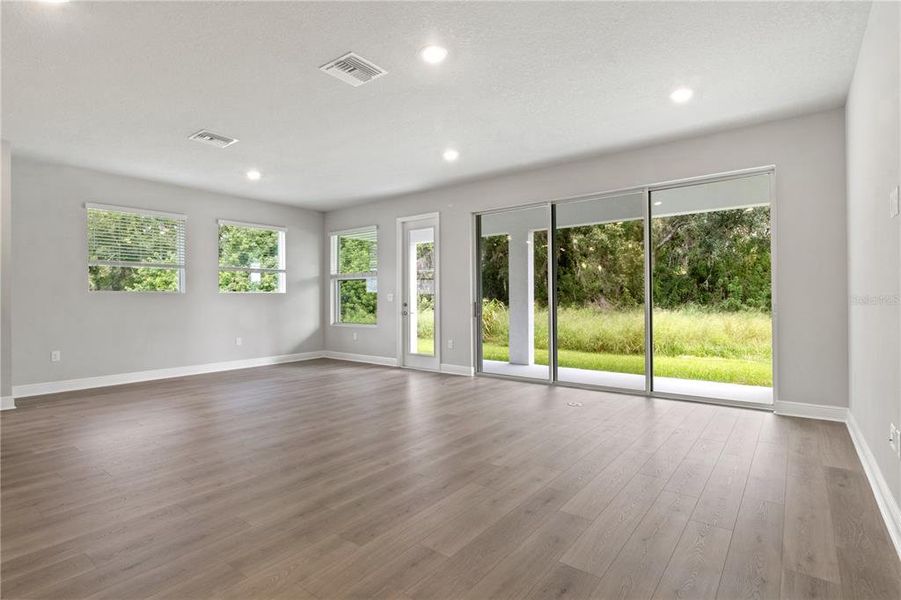 Spacious, unfurnished interior of a new home in , Parrish (Image 26).