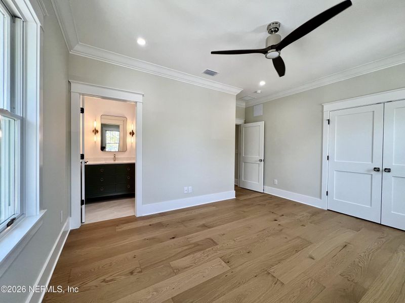 Spacious, unfurnished interior of a new home in , Jacksonville (Image 76).