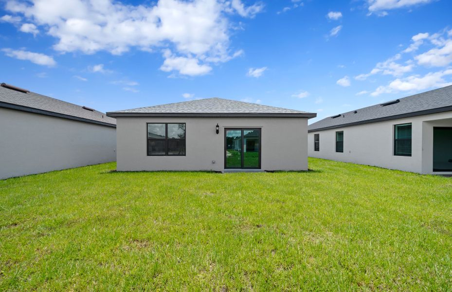 Welcoming Bryce Exterior