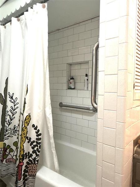 Close-up of interior finishes inside a home in , Alvarado (Image 13). Close-up of interior finishes inside a home in , Alvarado (Image 13).