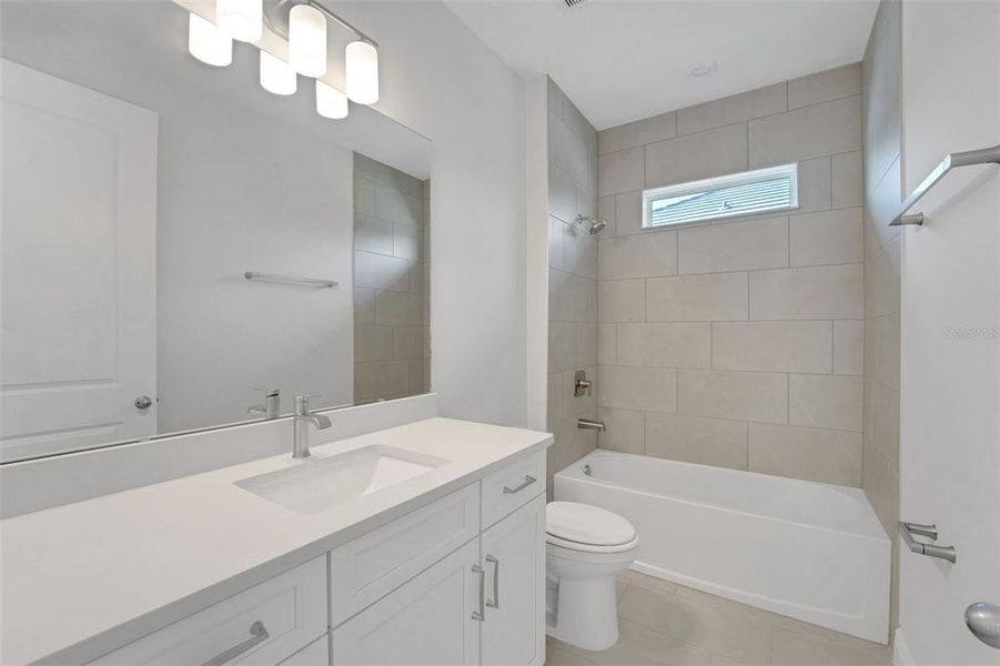 Furnished interior view inside a new home in Palms at Windermere, Windermere (Image 17).