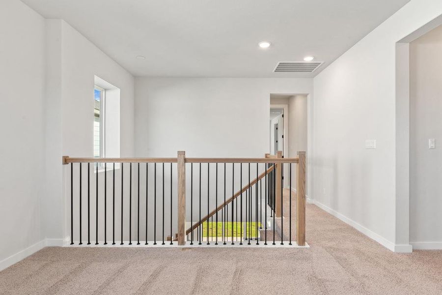 Spacious, unfurnished interior of a new home in Heritage, Dripping Springs (Image 26).