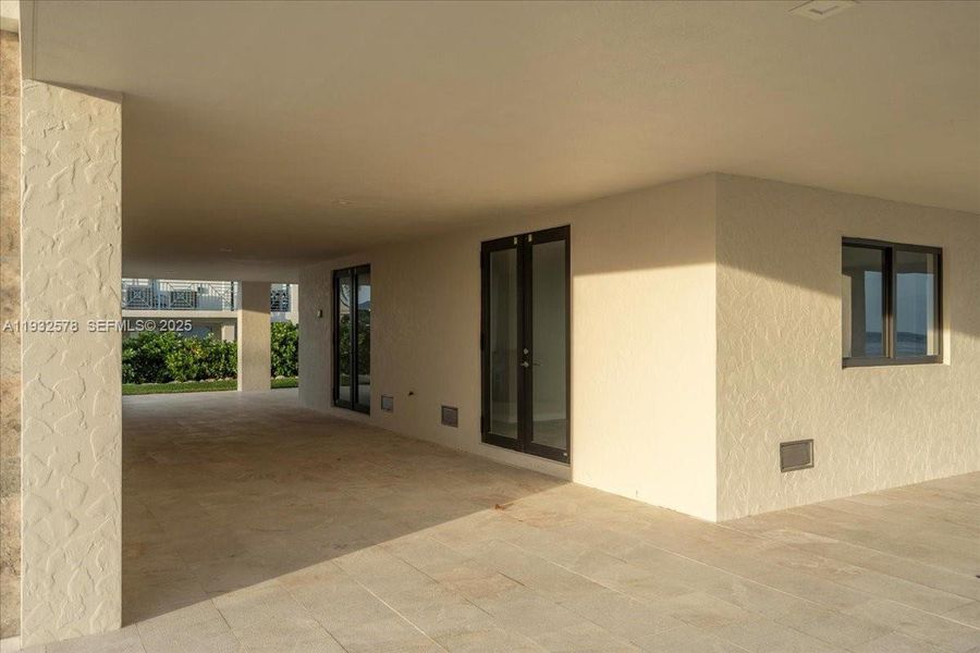 Exterior details and patio area of a home in , Marathon (Image 45).