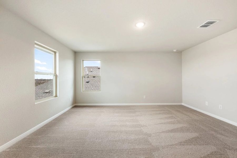 Spacious, unfurnished interior of a new home in Patterson Ranch, Georgetown (Image 36).