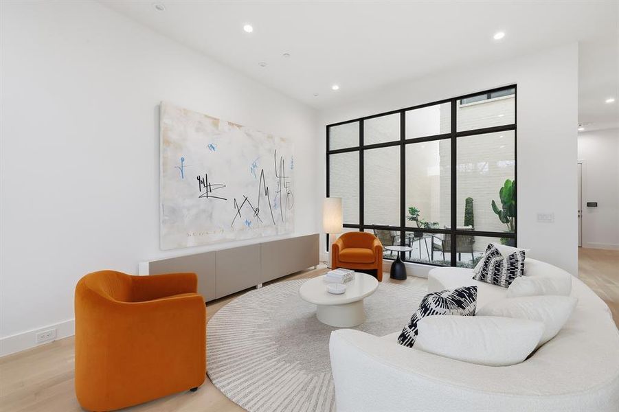 Furnished interior view inside a new home in , Dallas (Image 8).