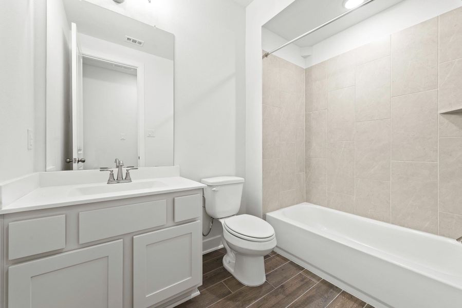 Representative image. Features, specifications, selections and colors may vary. Representative image. Features, specifications, selections and colors may vary.