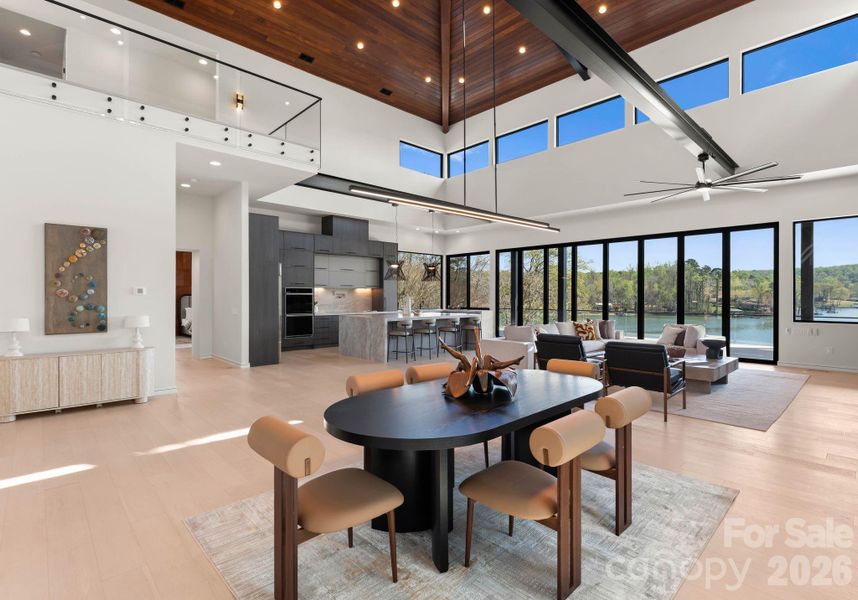 Community amenities in , Charlotte (Image 34).