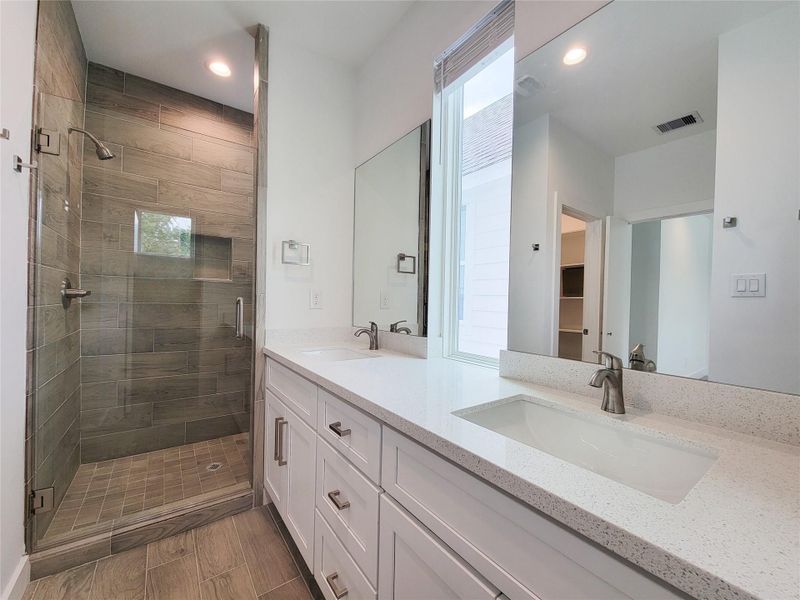 Furnished interior view inside a new home in , Houston (Image 16).