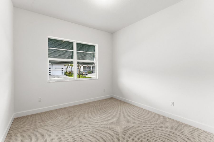 Spacious, unfurnished interior of a new home in Tradition, Port St. Lucie (Image 11).