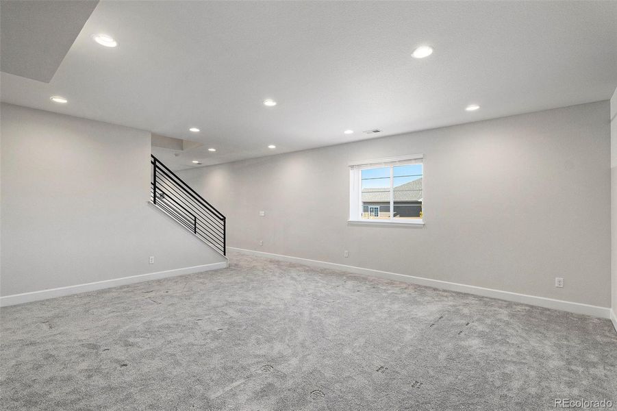 Spacious, unfurnished interior of a new home in , Castle Rock (Image 38).
