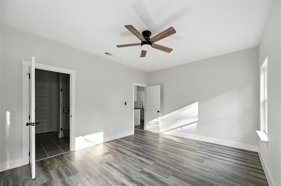 Spacious, unfurnished interior of a new home in , Tool (Image 20). Spacious, unfurnished interior of a new home in , Tool (Image 20).