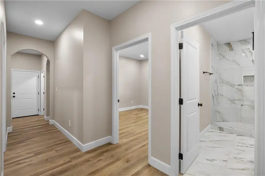 Spacious, unfurnished interior of a new home in , Rome (Image 21).
