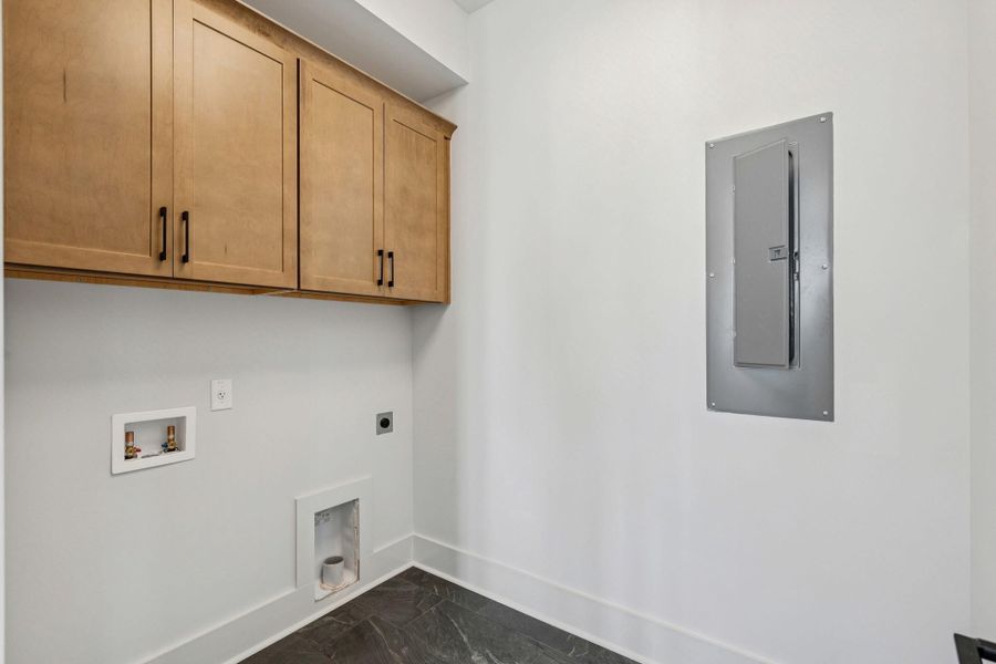 Spacious, unfurnished interior of a new home in , Johns Island (Image 85). Spacious, unfurnished interior of a new home in , Johns Island (Image 85).