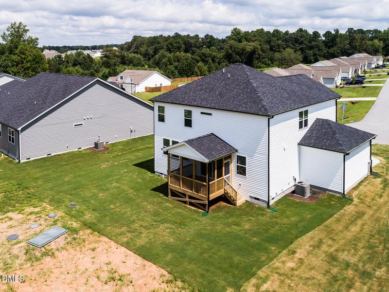 RDU_BeverlyPlace_Lot135_Redwood_QMI (37)