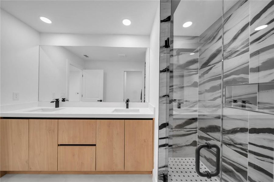 Furnished interior view inside a new home in , Lehigh Acres (Image 5).