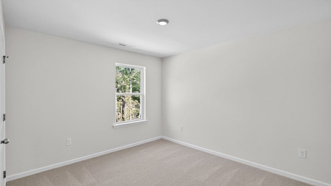 Spacious, unfurnished interior of a new home in Mangum Farms, Stem (Image 20).
