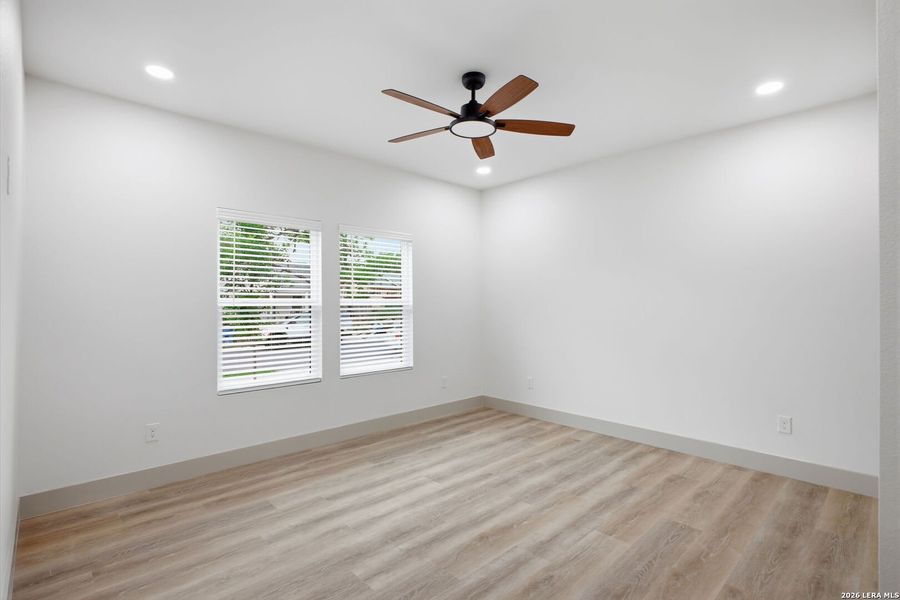 Spacious, unfurnished interior of a new home in , San Antonio (Image 41).