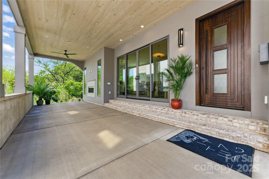 Exterior details and patio area of a home in , Charlotte (Image 3).