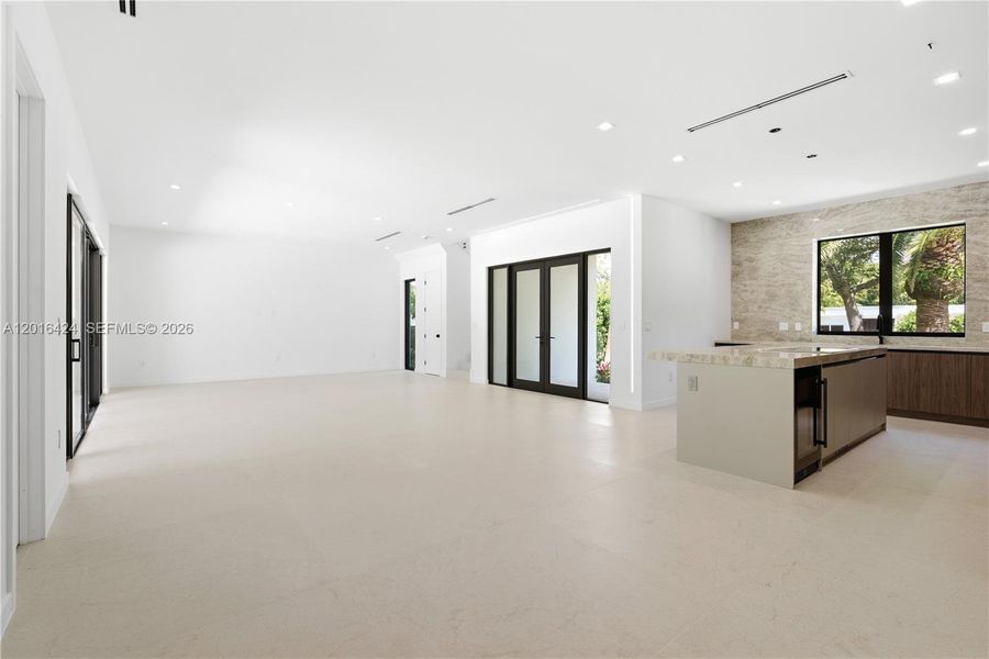 Spacious, unfurnished interior of a new home in , North Miami (Image 34).
