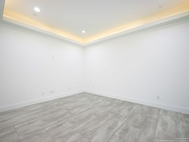 Spacious, unfurnished interior of a new home in , San Antonio (Image 33). Spacious, unfurnished interior of a new home in , San Antonio (Image 33).
