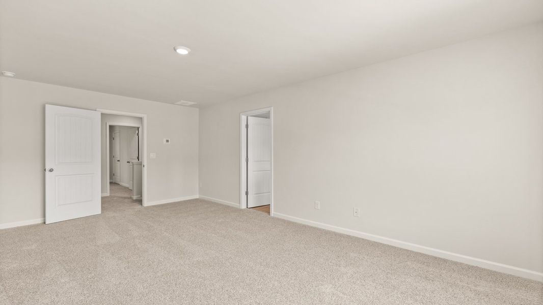 Representative unfurnished interior of a home built from the Hayden by D.R. Horton in Fairhaven, Lithia Springs (Image 22).