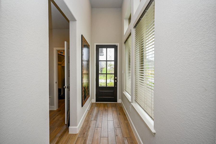 Image 2 of a home in The Grand Prairie 40'. Image 2 of a home in The Grand Prairie 40'.