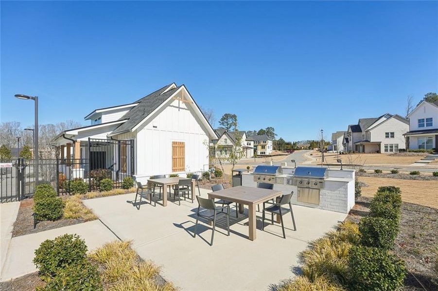 Community amenities in Sterling Pointe, Cumming (Image 91).