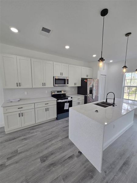 Furnished interior view inside a new home in , Ocala (Image 6).