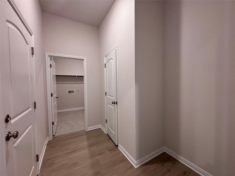 Spacious, unfurnished interior of a new home in The Colony, Bastrop (Image 23). Spacious, unfurnished interior of a new home in The Colony, Bastrop (Image 23).