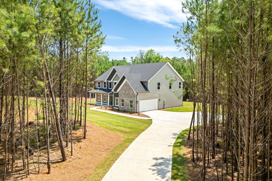 Front exterior of a home in the Mitchell Farms community, located in LaGrange, GA (Image 2). Front exterior of a home in the Mitchell Farms community, located in LaGrange, GA (Image 2).