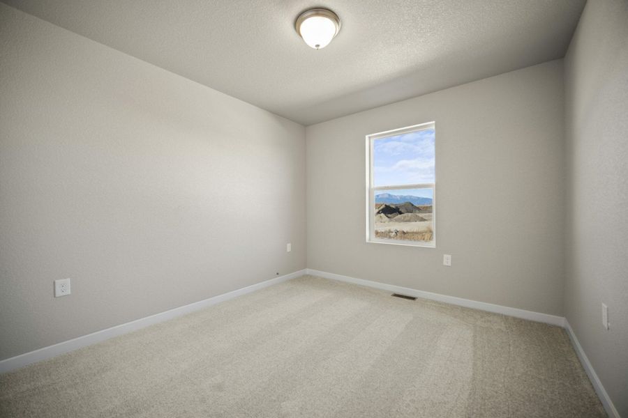 Representative unfurnished interior of a home built from the Palmer by View Homes in Aspen Meadows – Townhomes, Colorado Springs (Image 25).