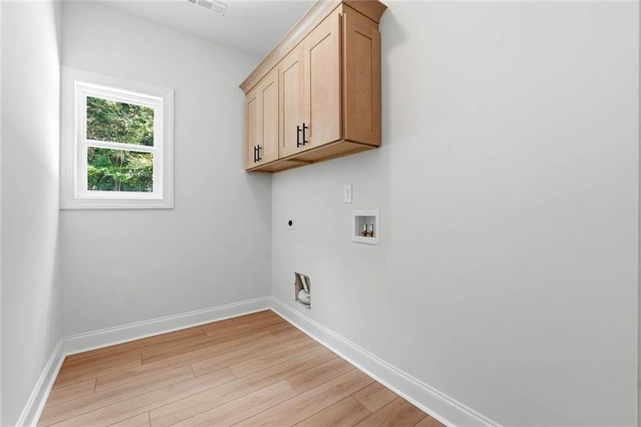 Spacious, unfurnished interior of a new home in , Douglasville (Image 26). Spacious, unfurnished interior of a new home in , Douglasville (Image 26).